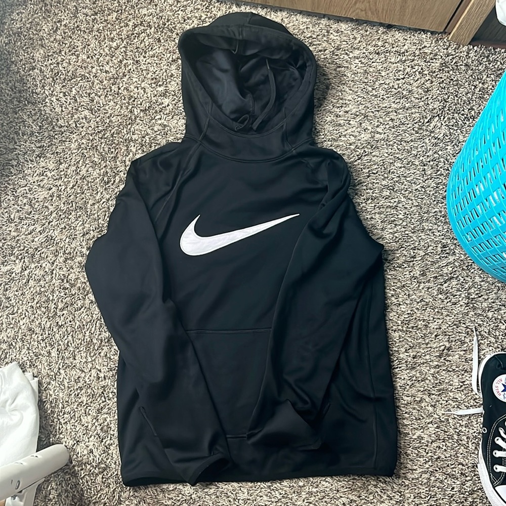nike hoodie size small back and white